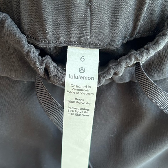 Lululemon On The Fly Woven Track Pant - Picture 8 of 10